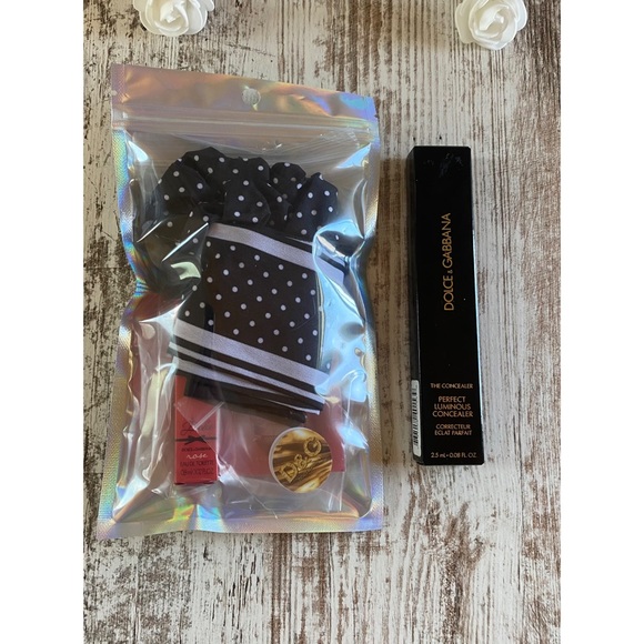 Brand new Dolce & Gabbana exclusive bundle - Picture 2 of 9